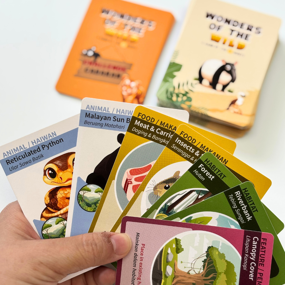 [NEW IN] Wonders of the Wild - A Bilingual Zoo Card Game